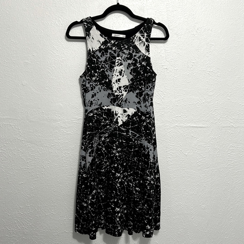 Bailey 44 tie-dye sleeveless swing dress size medium